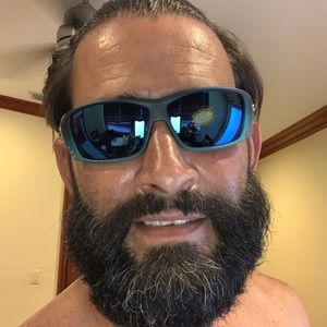 Meet your Posher, Roberto